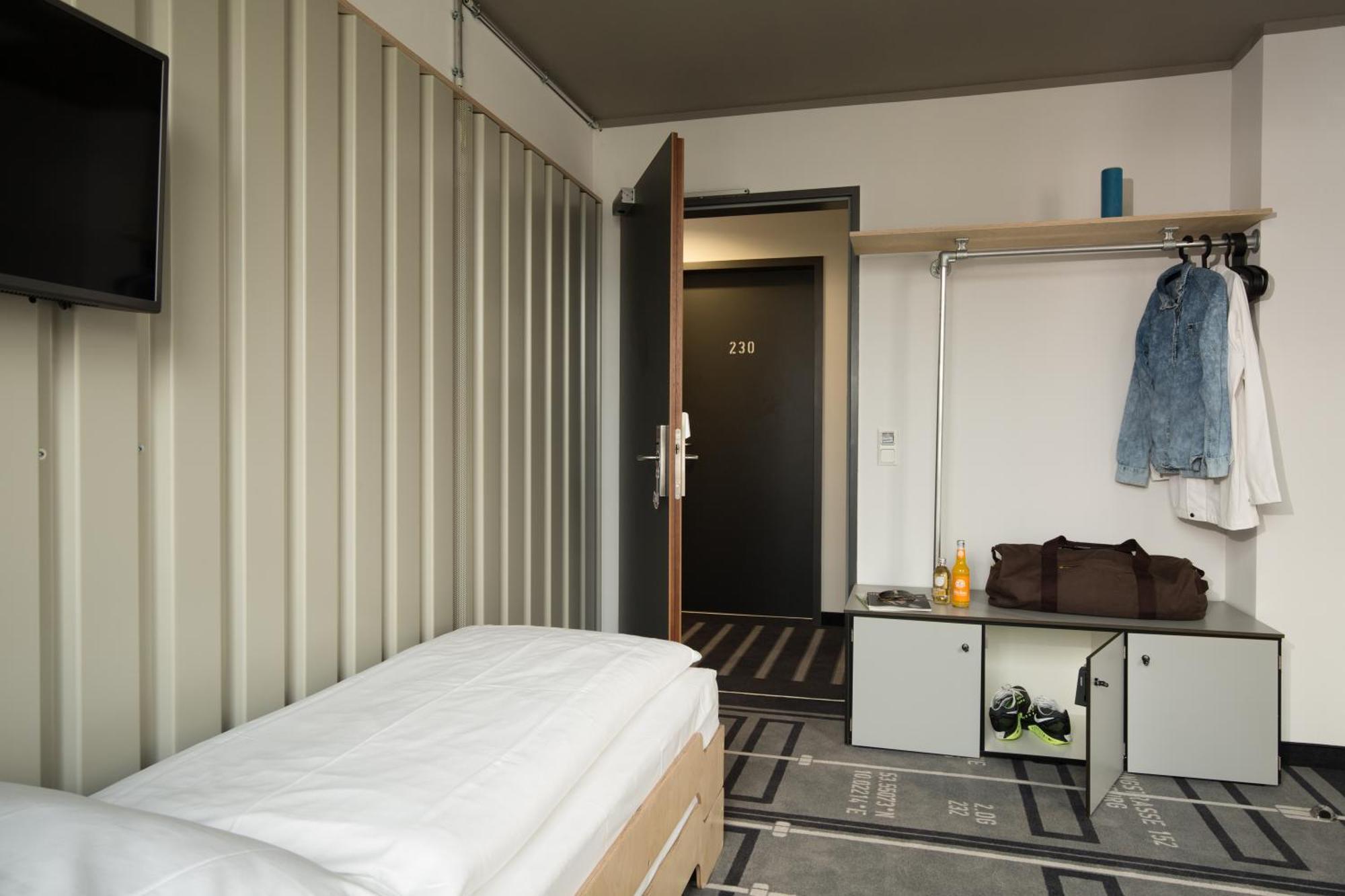 Hotel Superbude St Georg 2*