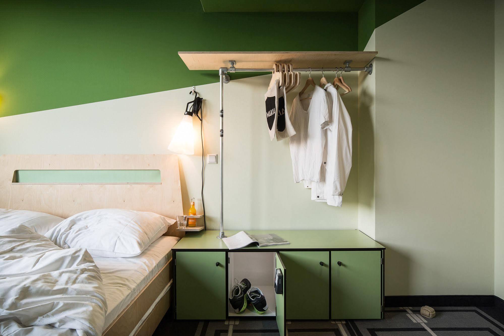 Superbude St Georg Hotel 2*